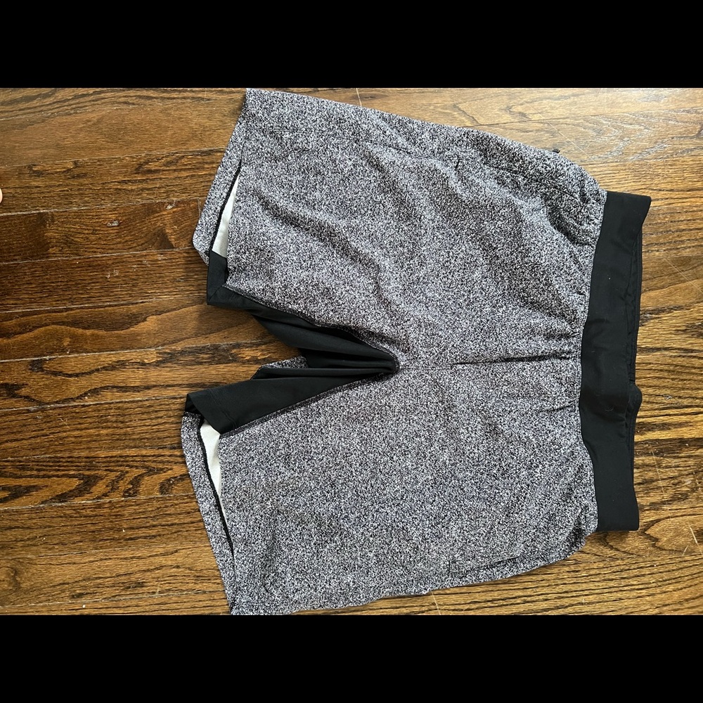 Lululemon short